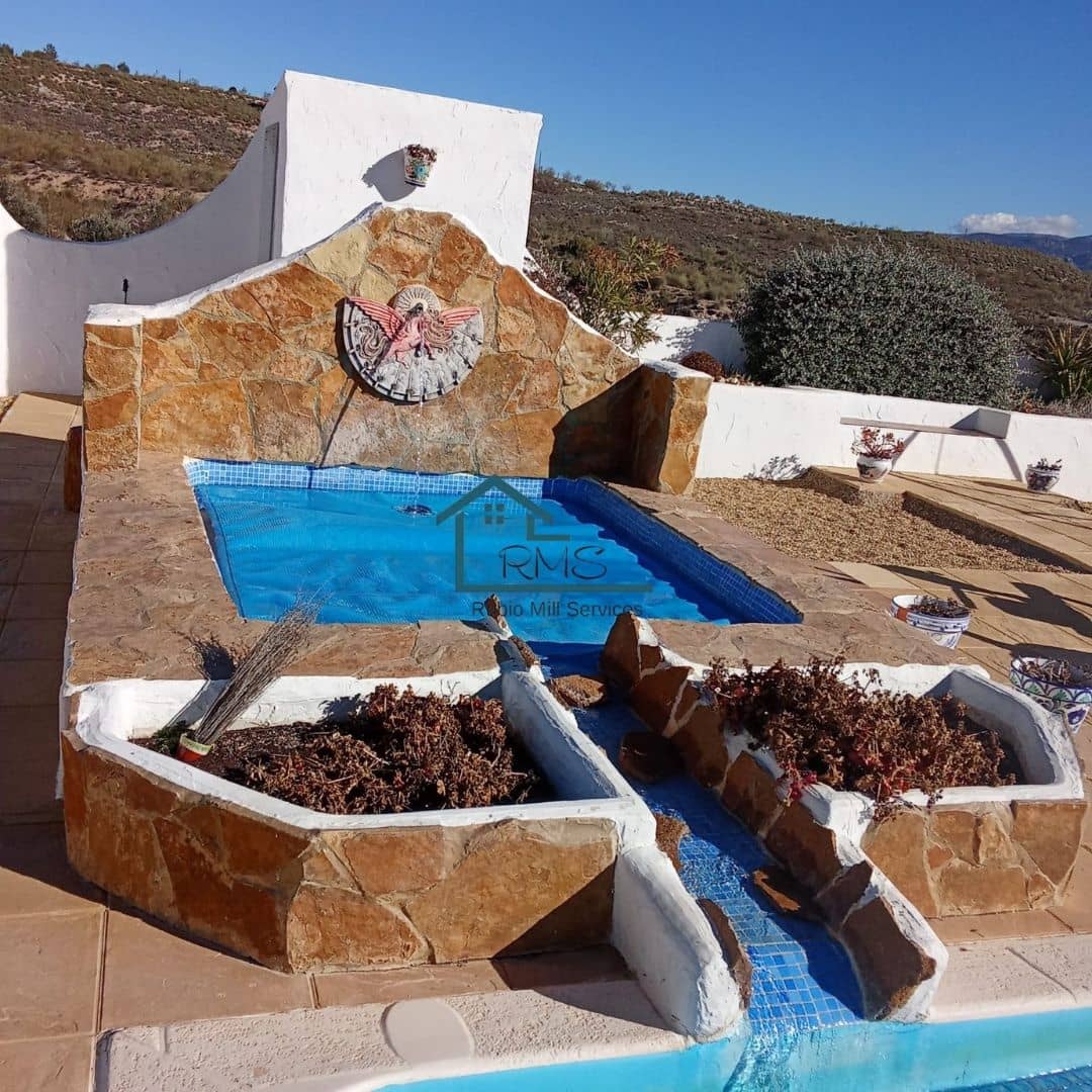 4 soveværelse Villa til salg i Seron med swimmingpool garage - € 374.995 (Ref: 8800545)