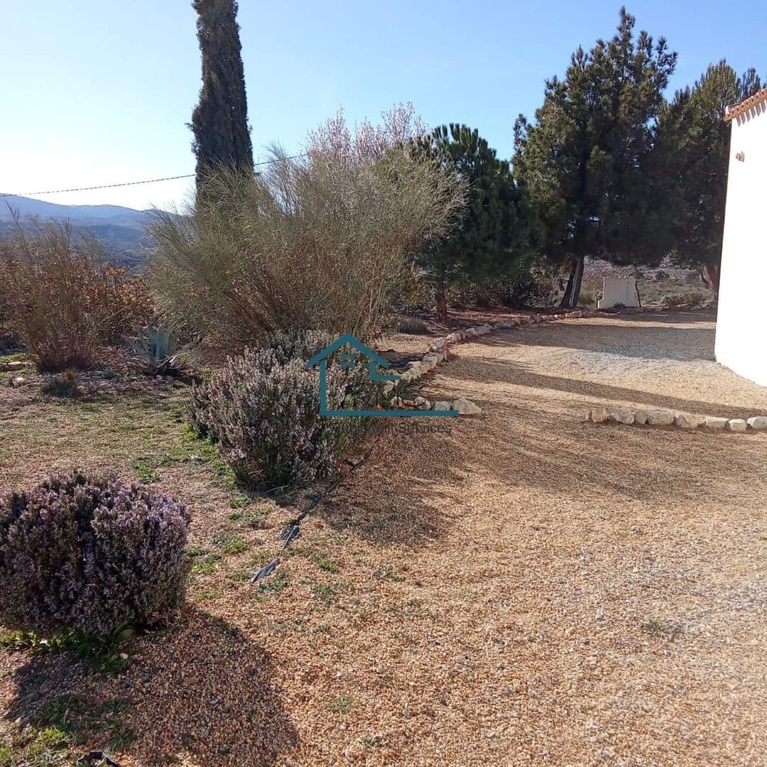 4 soveværelse Villa til salg i Seron med swimmingpool garage - € 374.995 (Ref: 8800545)