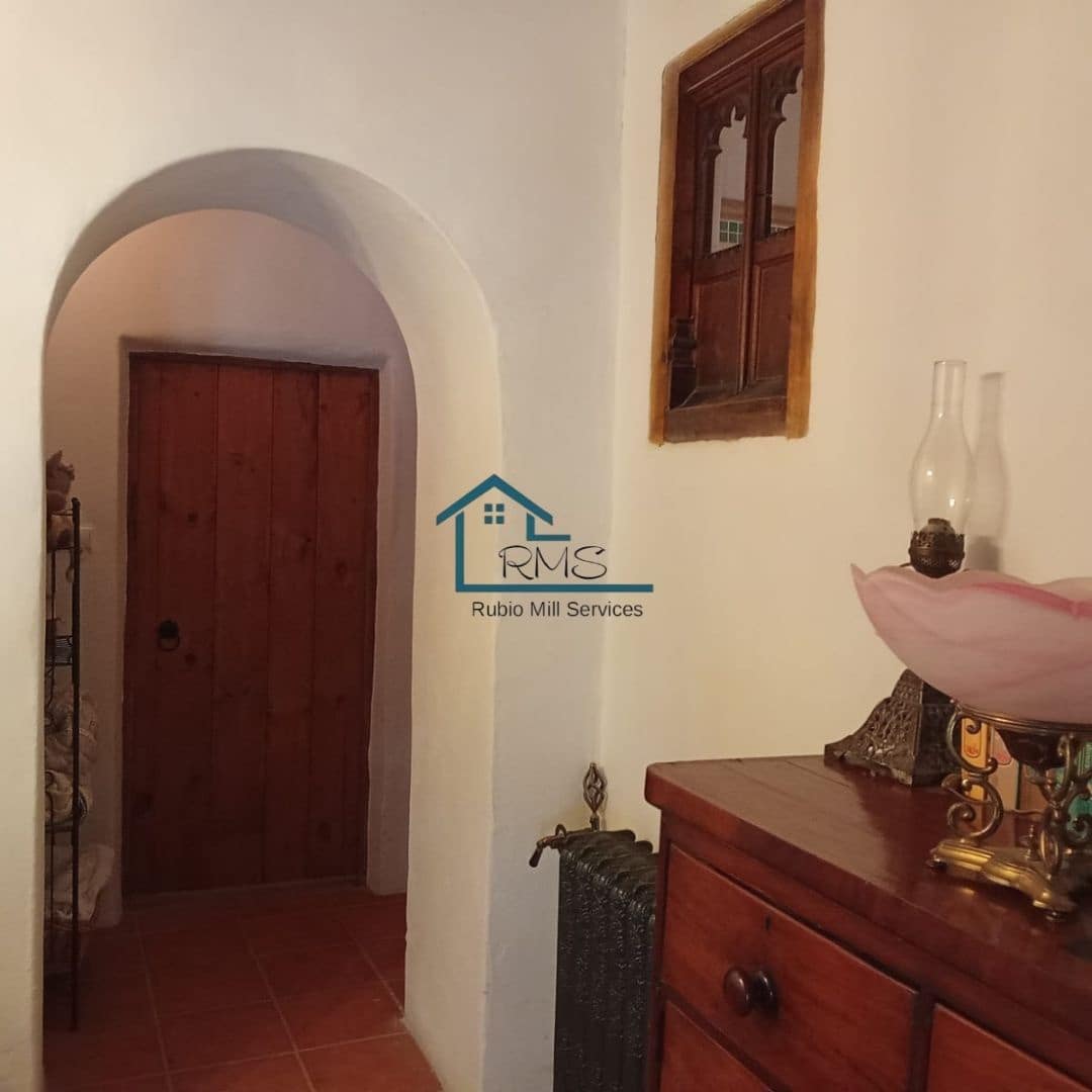 7 soveværelse Finca/Landehus til salg i Velez-Blanco med swimmingpool garage - € 695.000 (Ref: 8803141)