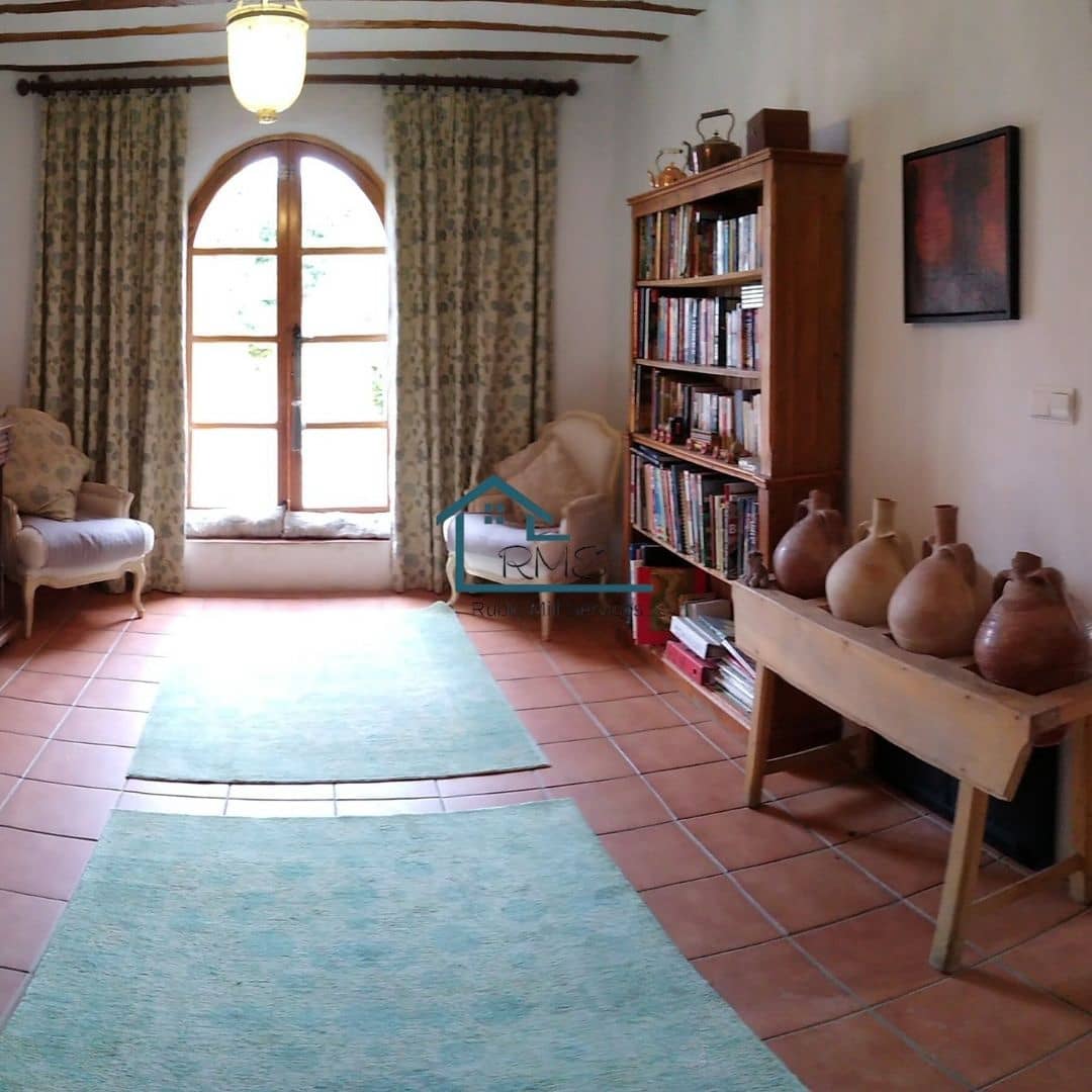 7 soveværelse Finca/Landehus til salg i Velez-Blanco med swimmingpool garage - € 695.000 (Ref: 8803141)