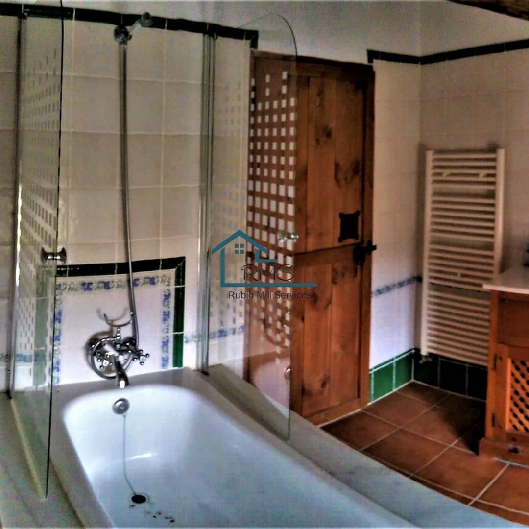 7 soveværelse Finca/Landehus til salg i Velez-Blanco med swimmingpool garage - € 695.000 (Ref: 8803141)