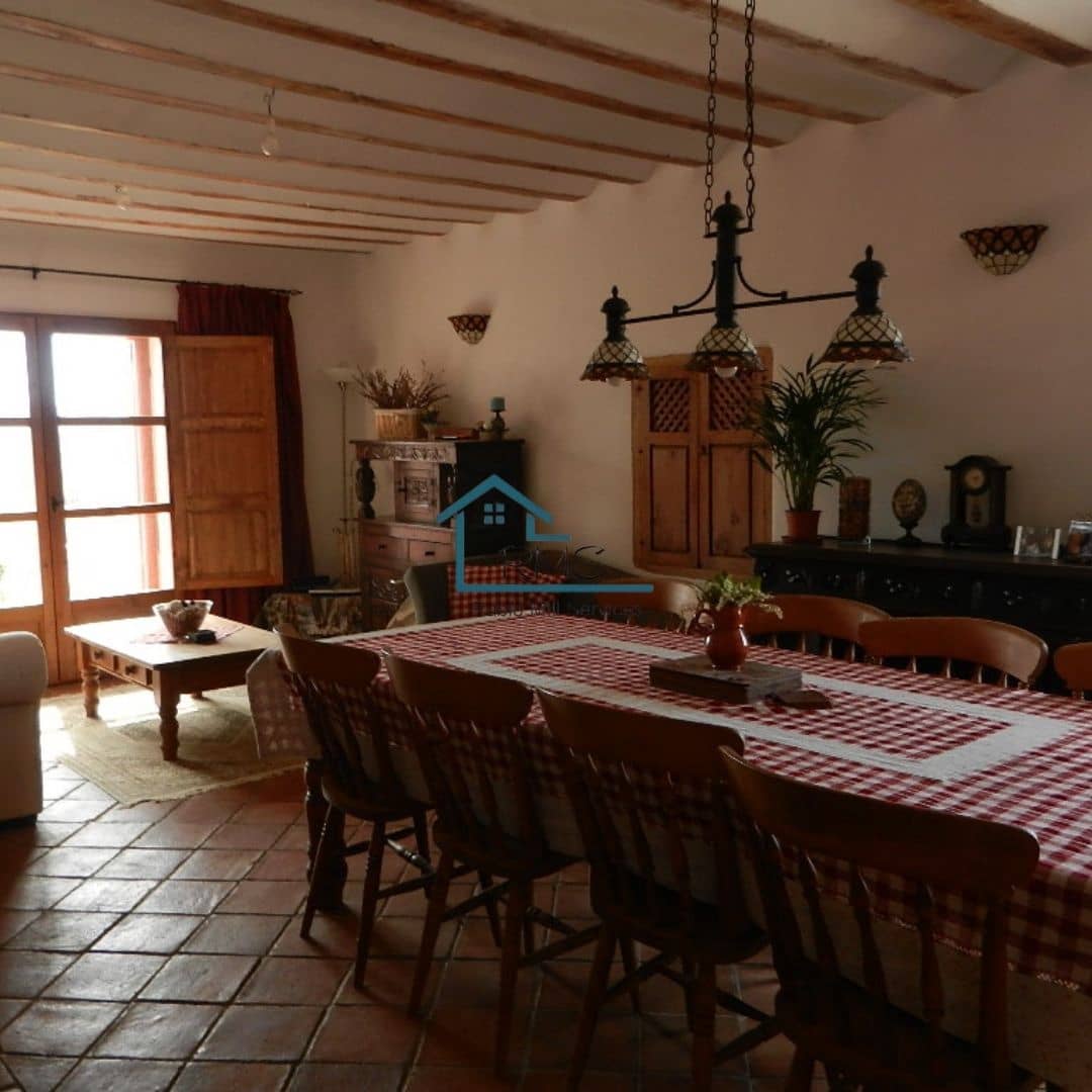 7 soveværelse Finca/Landehus til salg i Velez-Blanco med swimmingpool garage - € 695.000 (Ref: 8803141)