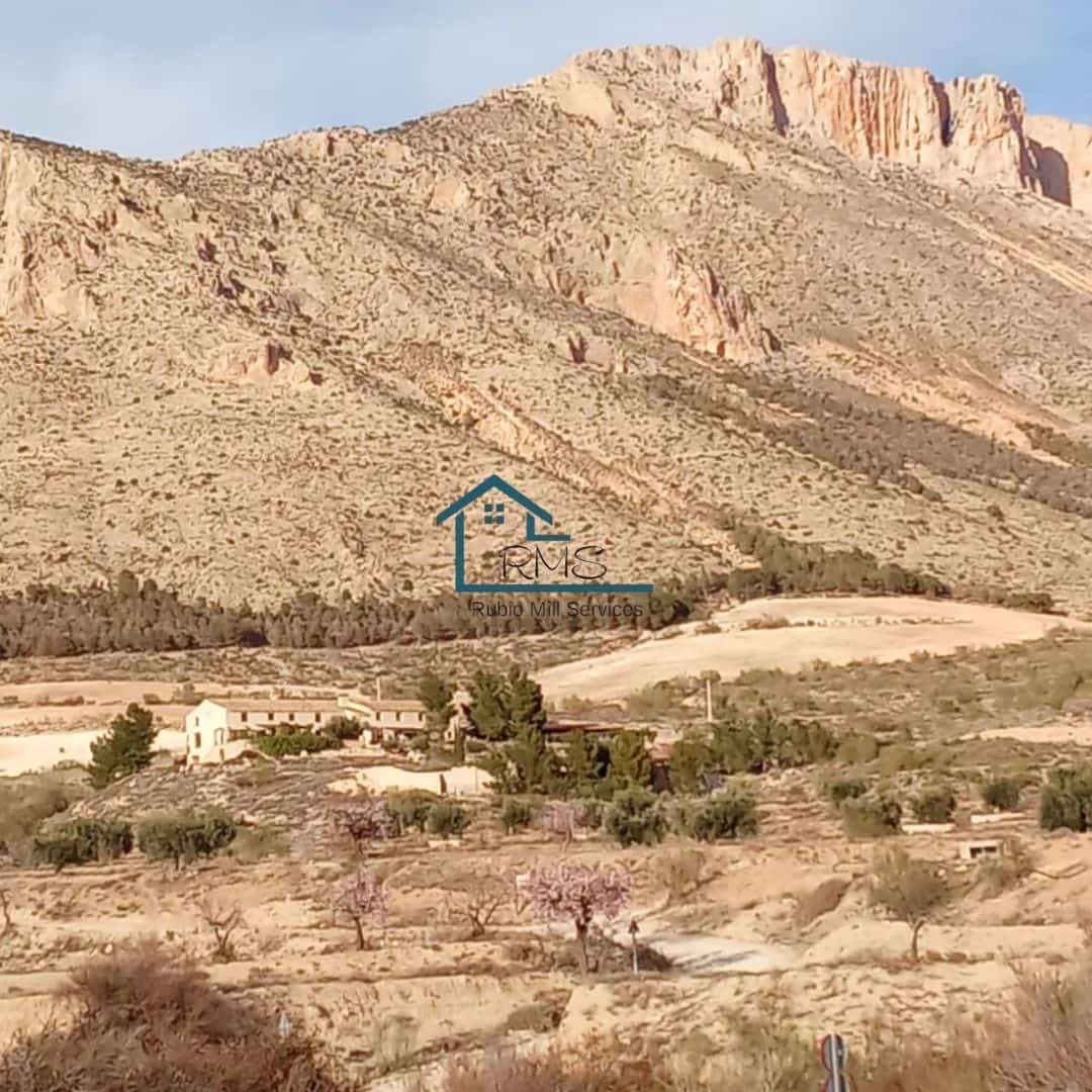 7 soveværelse Finca/Landehus til salg i Velez-Blanco med swimmingpool garage - € 695.000 (Ref: 8803141)