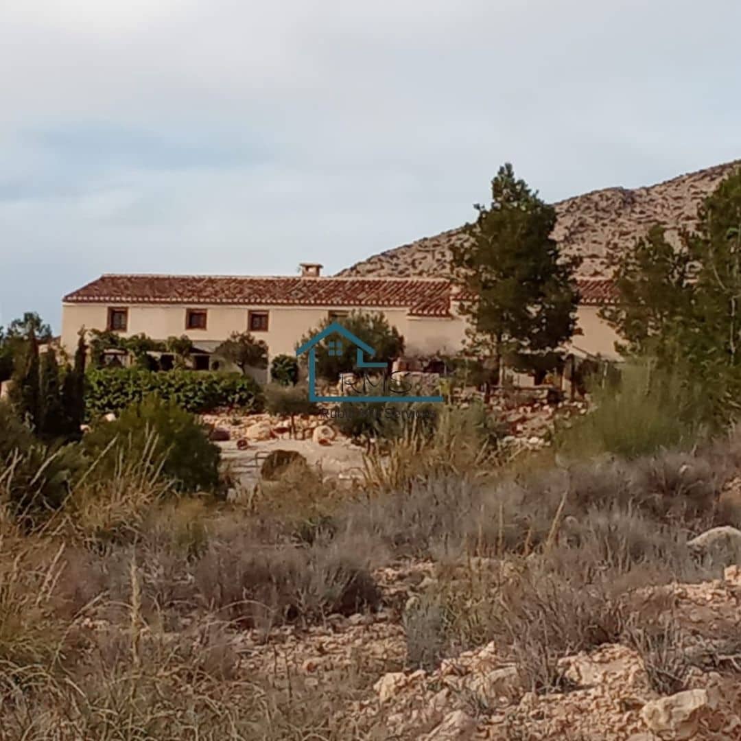 7 soveværelse Finca/Landehus til salg i Velez-Blanco med swimmingpool garage - € 695.000 (Ref: 8803141)