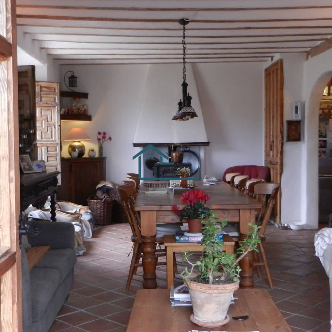 7 soveværelse Finca/Landehus til salg i Velez-Blanco med swimmingpool garage - € 695.000 (Ref: 8803141)