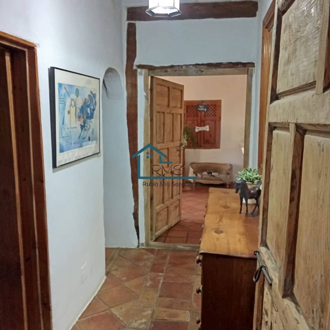 7 soveværelse Finca/Landehus til salg i Velez-Blanco med swimmingpool garage - € 695.000 (Ref: 8803141)