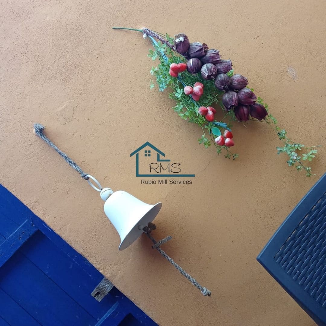 5 soveværelse Rækkehus til salg i El Contador med swimmingpool - € 90.000 (Ref: 8857820)