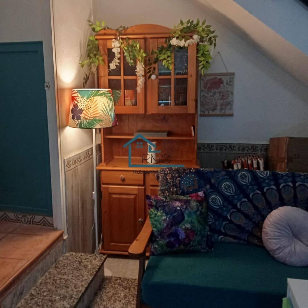 5 soveværelse Rækkehus til salg i El Contador med swimmingpool - € 90.000 (Ref: 8857820)