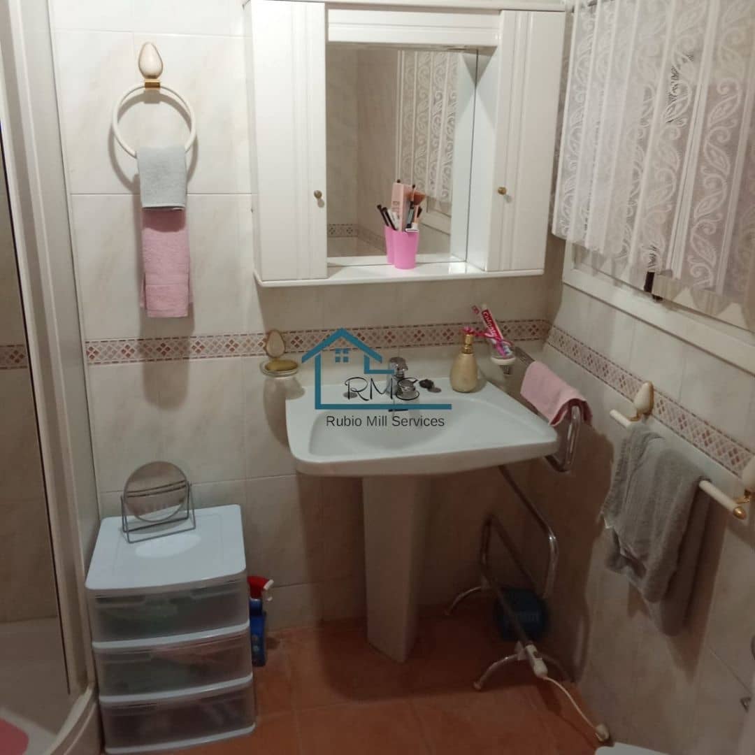 5 soveværelse Rækkehus til salg i El Contador med swimmingpool - € 90.000 (Ref: 8857820)