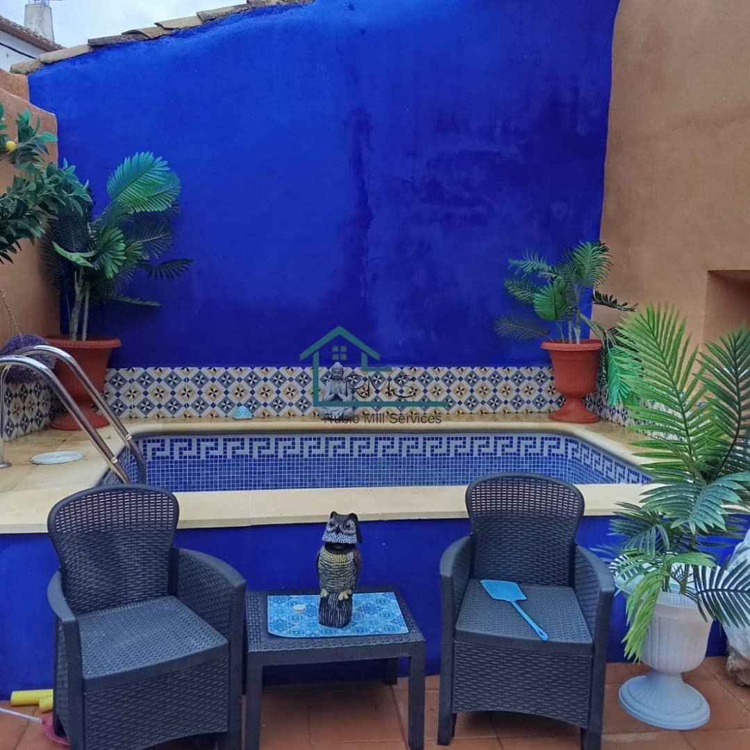 5 soveværelse Rækkehus til salg i El Contador med swimmingpool - € 90.000 (Ref: 8857820)