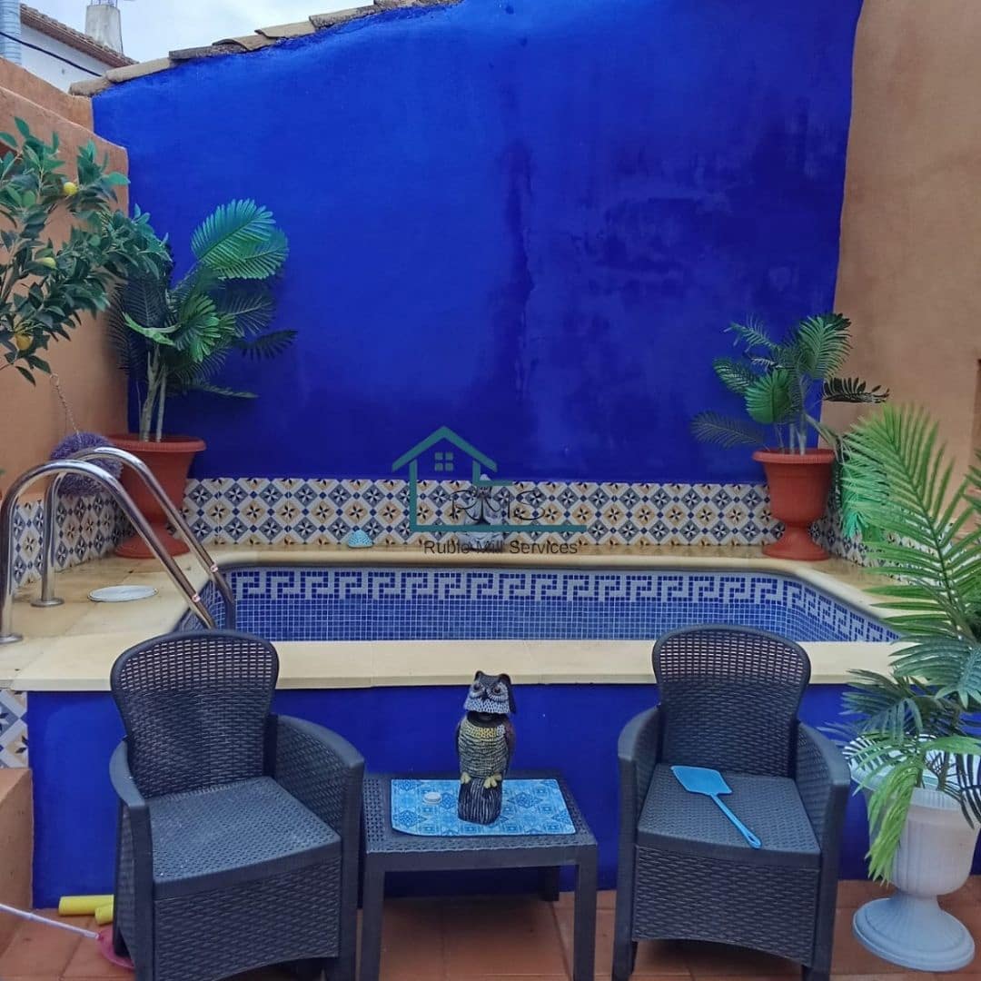 5 soveværelse Rækkehus til salg i El Contador med swimmingpool - € 90.000 (Ref: 8857820)