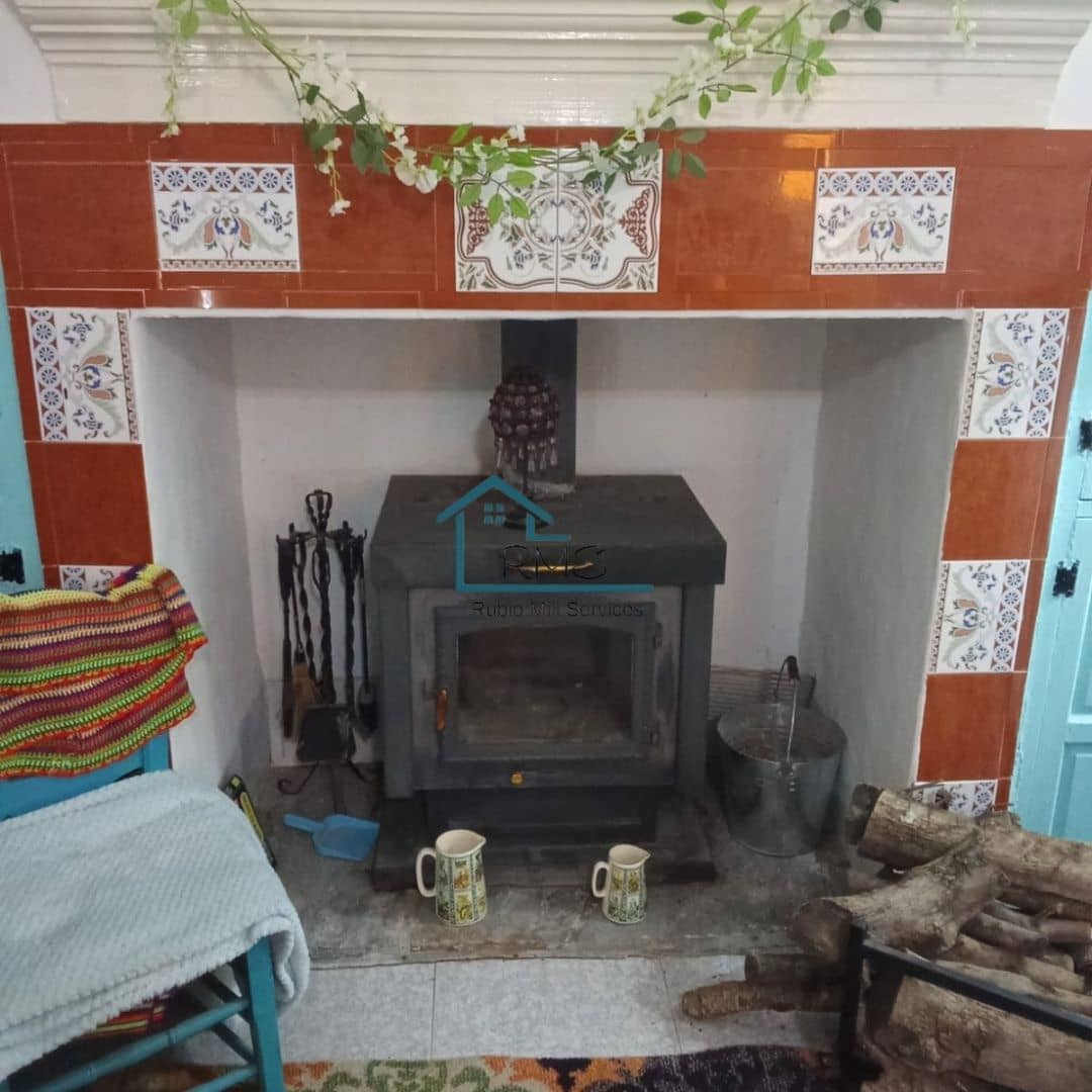 5 soveværelse Rækkehus til salg i El Contador med swimmingpool - € 90.000 (Ref: 8857820)