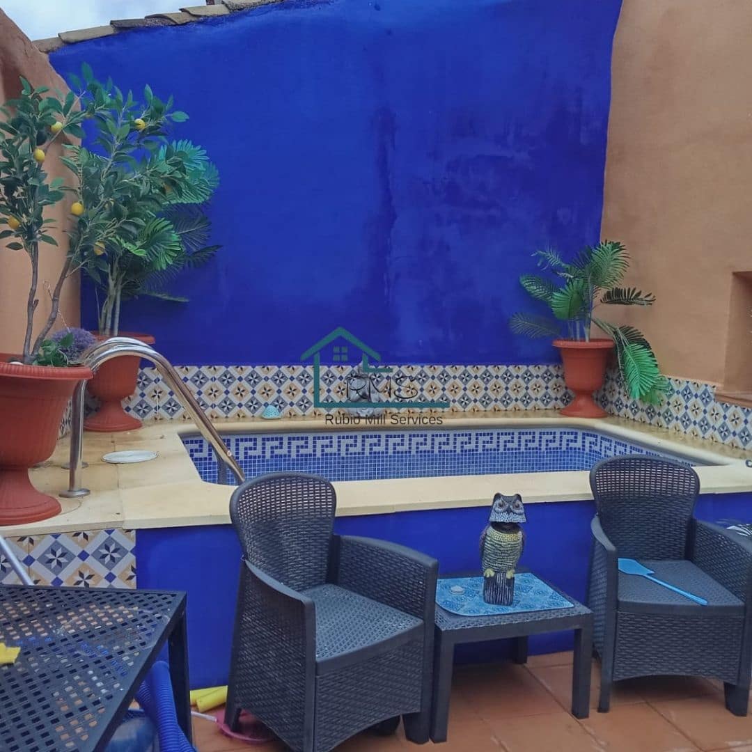 5 soveværelse Rækkehus til salg i El Contador med swimmingpool - € 90.000 (Ref: 8857820)