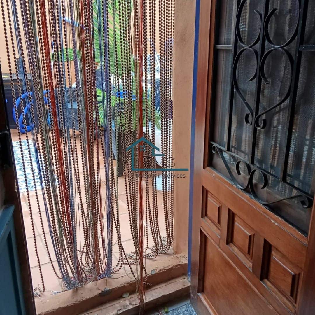 5 soveværelse Rækkehus til salg i El Contador med swimmingpool - € 90.000 (Ref: 8857820)