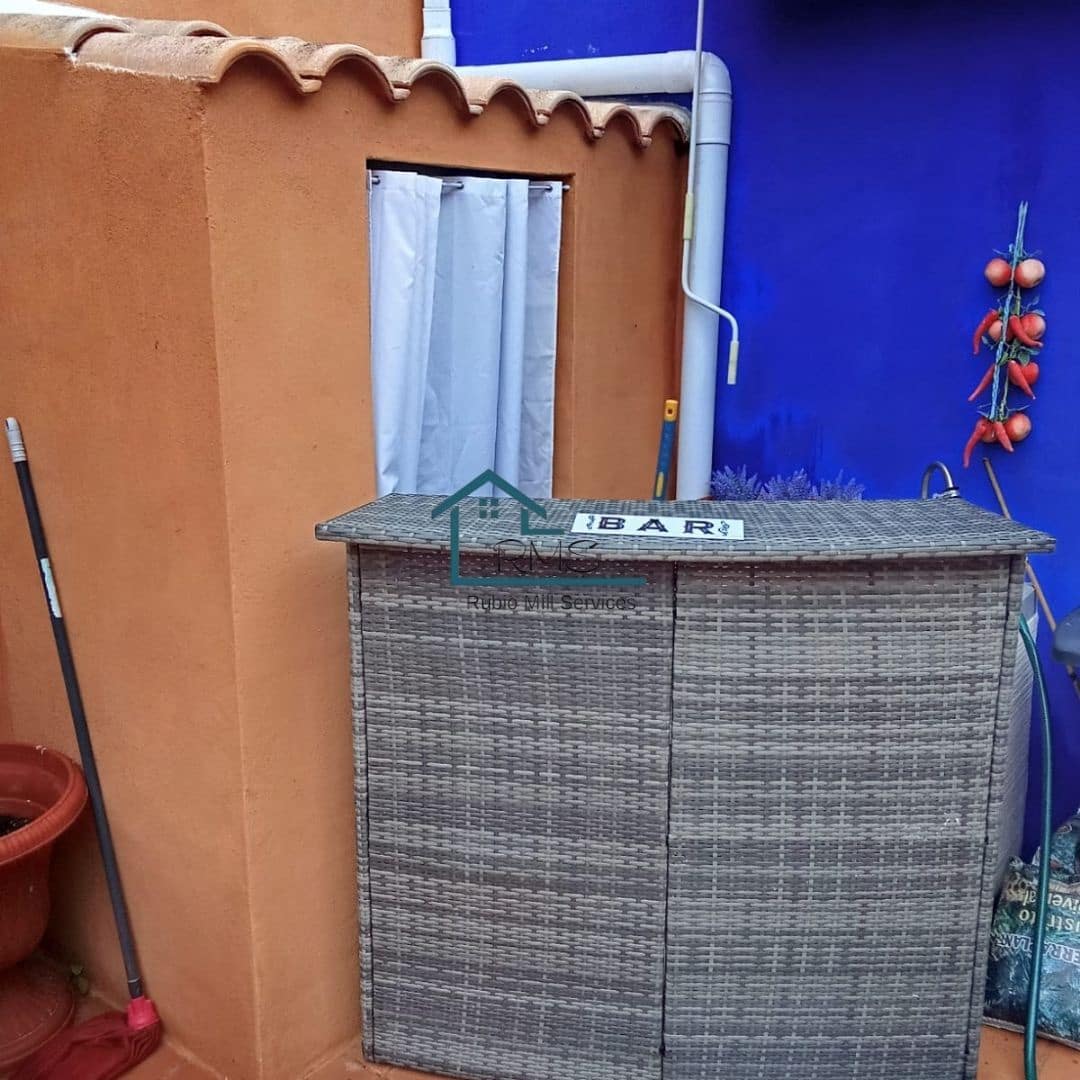 5 soveværelse Rækkehus til salg i El Contador med swimmingpool - € 90.000 (Ref: 8857820)