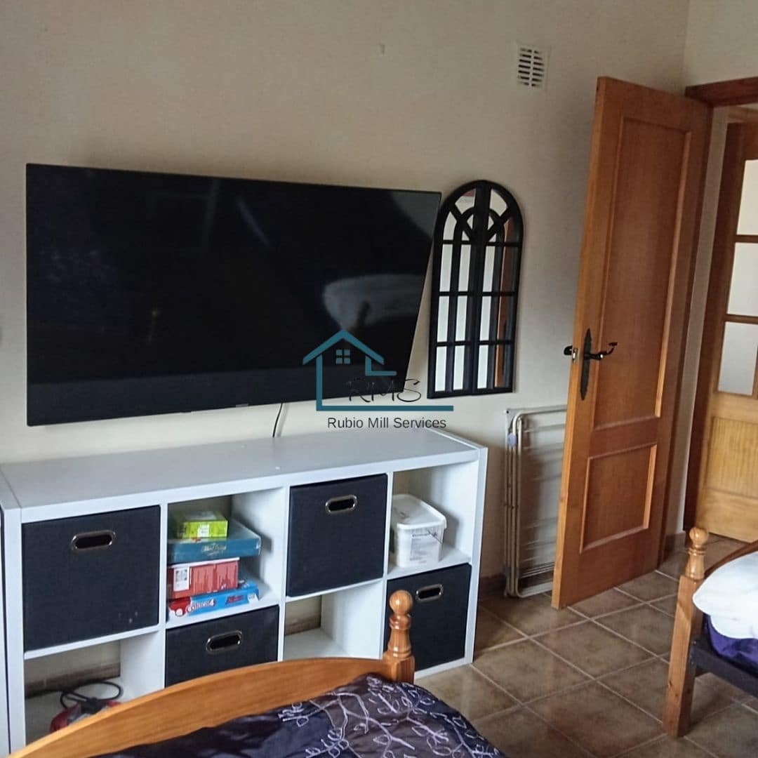 4 slaapkamer Villa te koop in Velez-Rubio met zwembad garage - € 330.000 (Ref: 8864131)