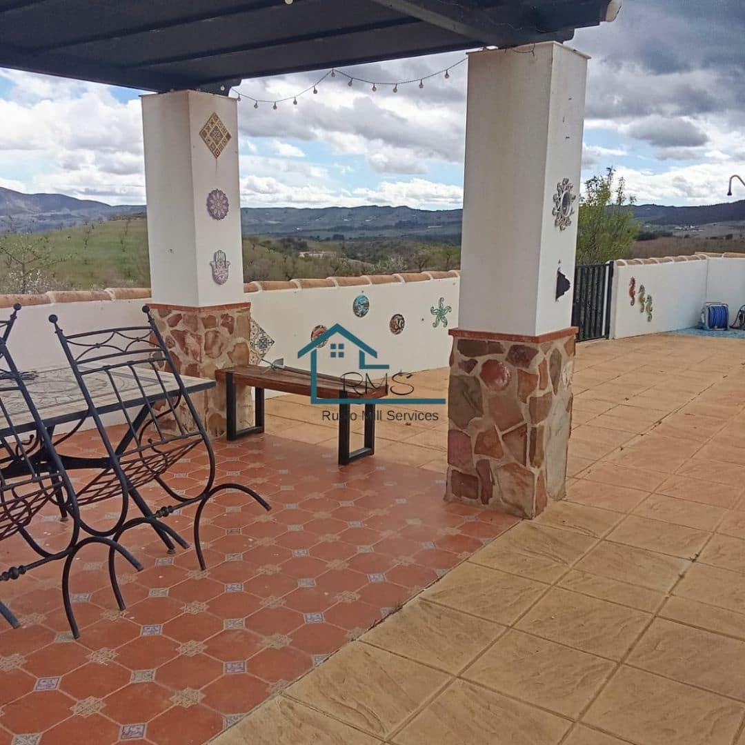 4 slaapkamer Villa te koop in Velez-Rubio met zwembad garage - € 330.000 (Ref: 8864131)