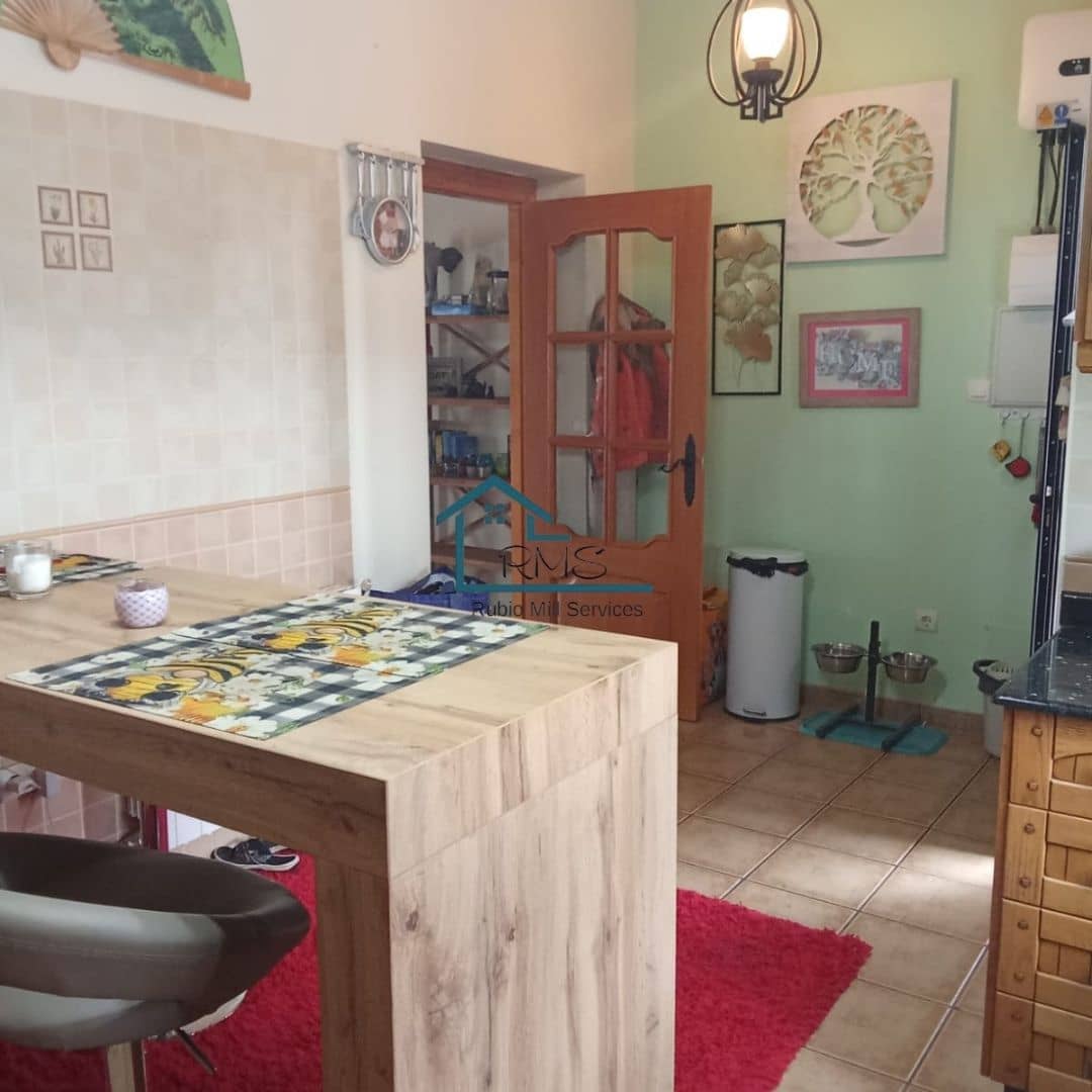 4 slaapkamer Villa te koop in Velez-Rubio met zwembad garage - € 330.000 (Ref: 8864131)