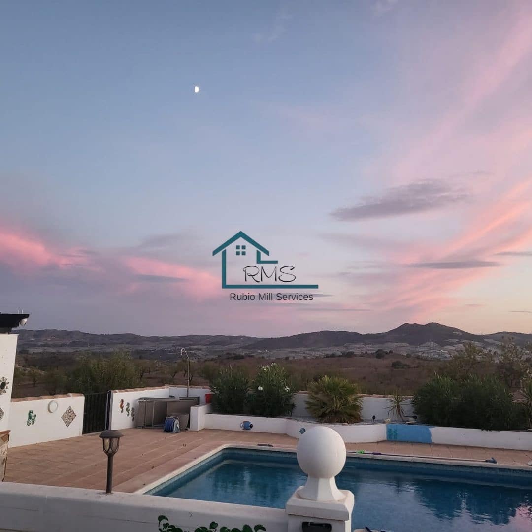 4 slaapkamer Villa te koop in Velez-Rubio met zwembad garage - € 330.000 (Ref: 8864131)