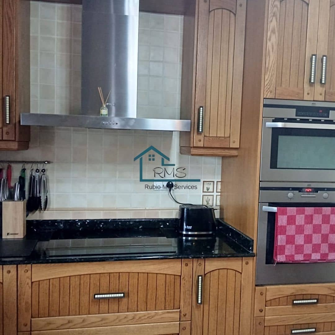 4 slaapkamer Villa te koop in Velez-Rubio met zwembad garage - € 330.000 (Ref: 8864131)