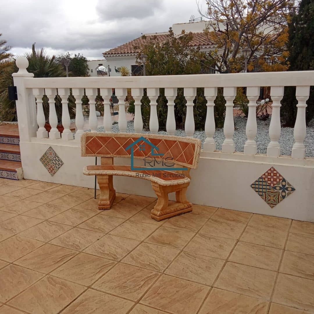 4 slaapkamer Villa te koop in Velez-Rubio met zwembad garage - € 330.000 (Ref: 8864131)