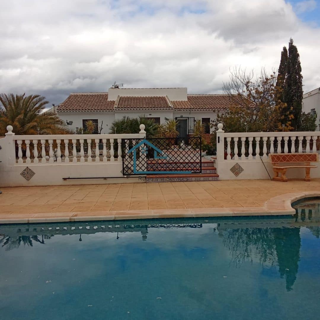 4 slaapkamer Villa te koop in Velez-Rubio met zwembad garage - € 330.000 (Ref: 8864131)