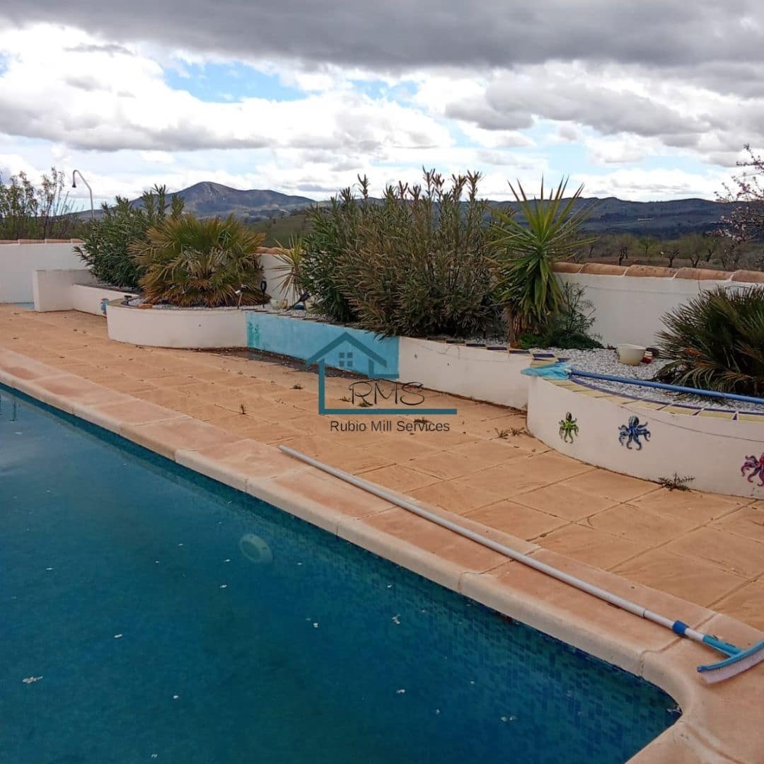 4 slaapkamer Villa te koop in Velez-Rubio met zwembad garage - € 330.000 (Ref: 8864131)