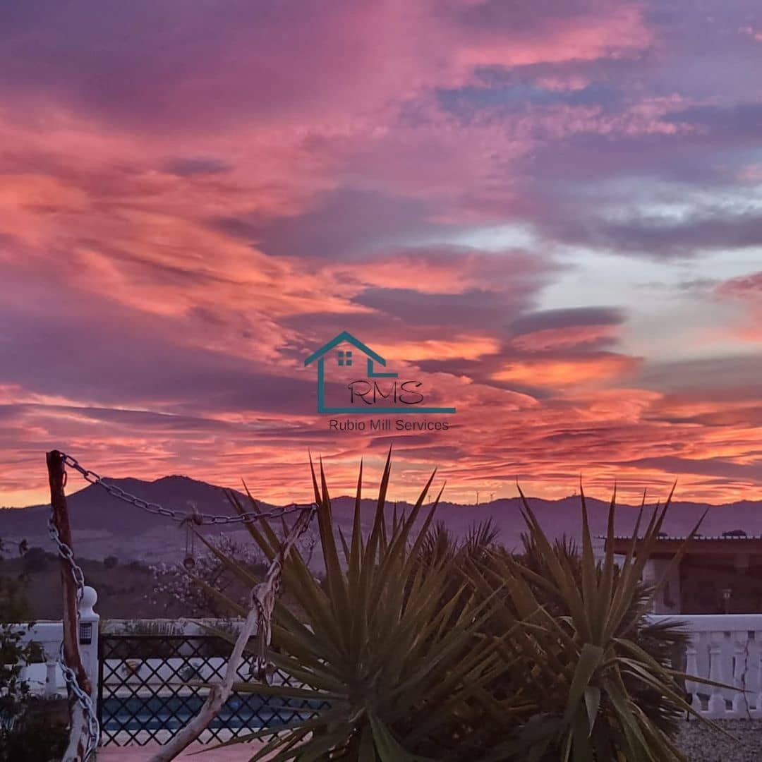 4 slaapkamer Villa te koop in Velez-Rubio met zwembad garage - € 330.000 (Ref: 8864131)