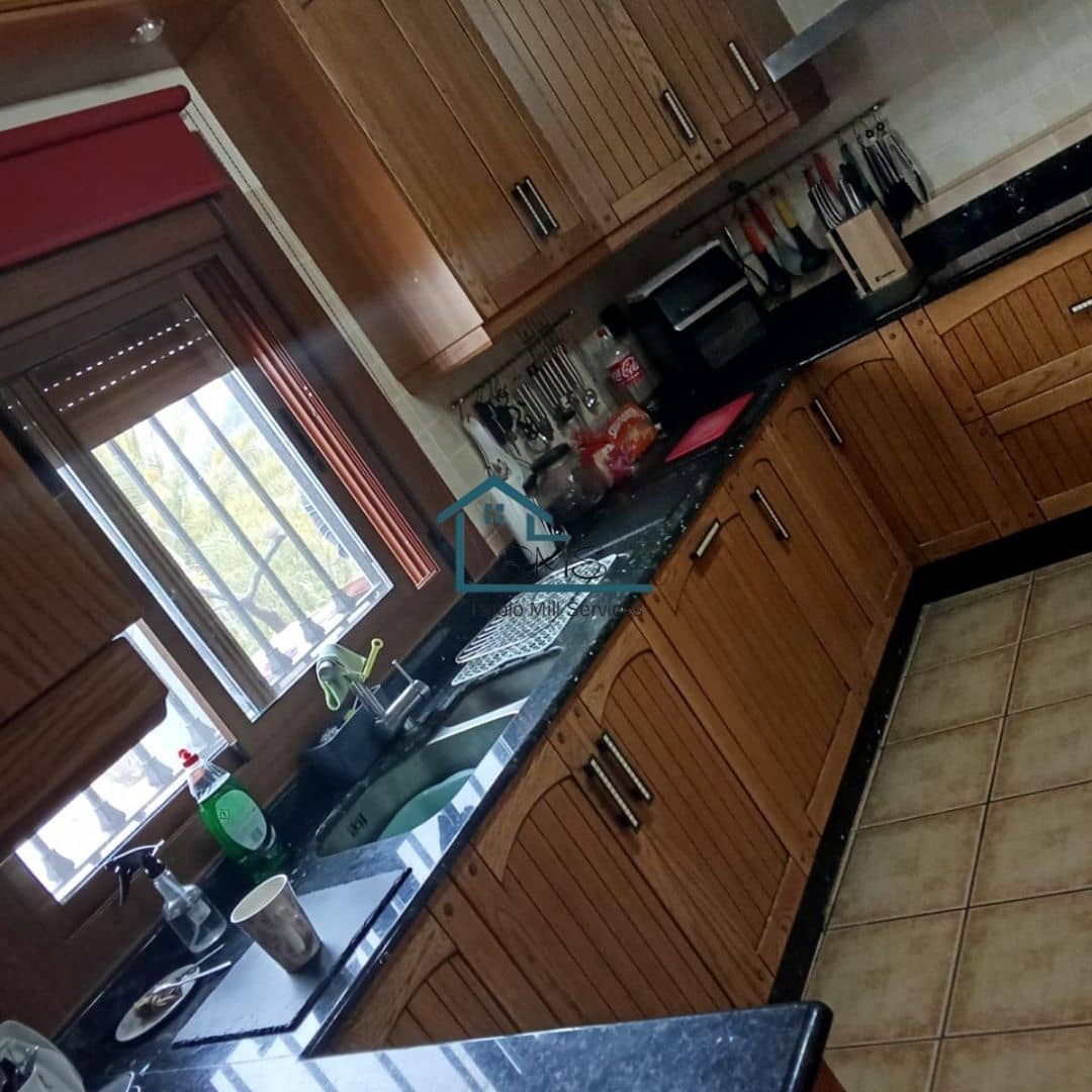 4 slaapkamer Villa te koop in Velez-Rubio met zwembad garage - € 330.000 (Ref: 8864131)