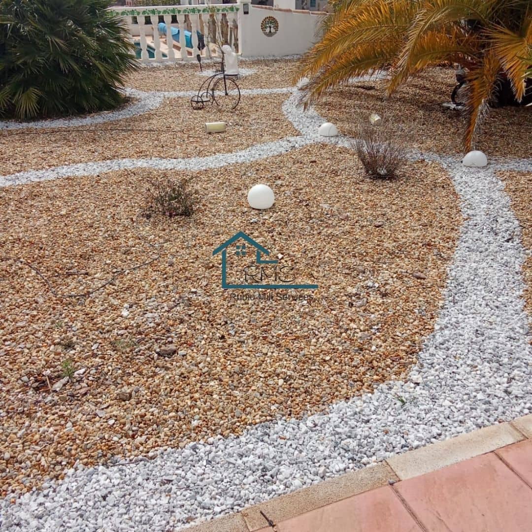 4 slaapkamer Villa te koop in Velez-Rubio met zwembad garage - € 330.000 (Ref: 8864131)