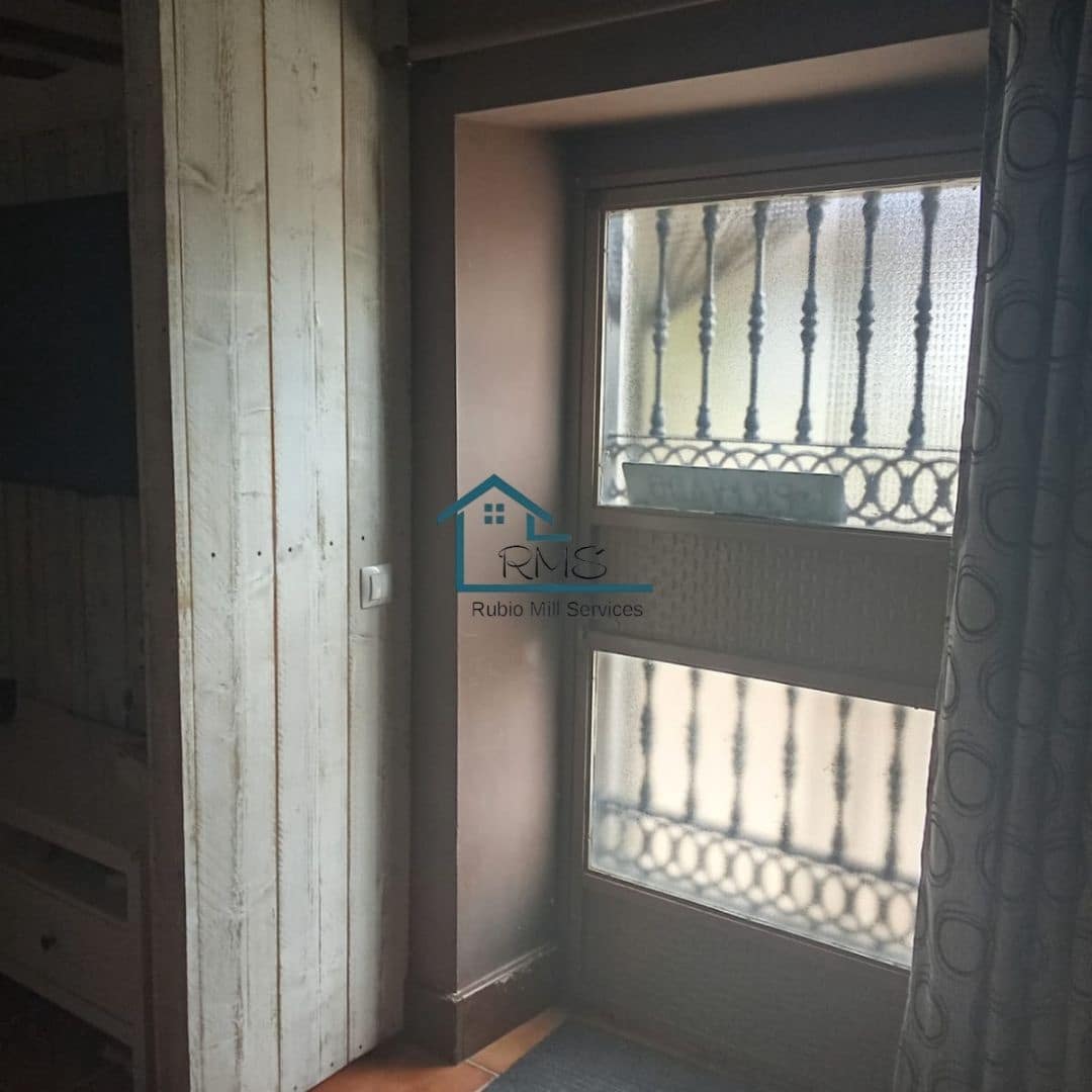 6 soveværelse Finca/Landehus til salg i Chirivel med swimmingpool garage - € 530.000 (Ref: 8971248)