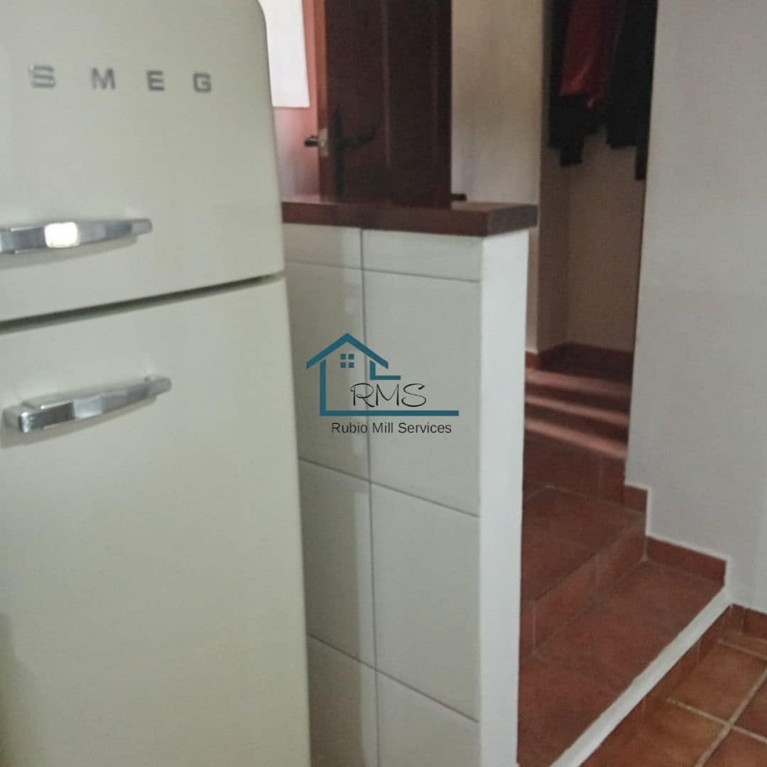 6 soveværelse Finca/Landehus til salg i Chirivel med swimmingpool garage - € 530.000 (Ref: 8971248)