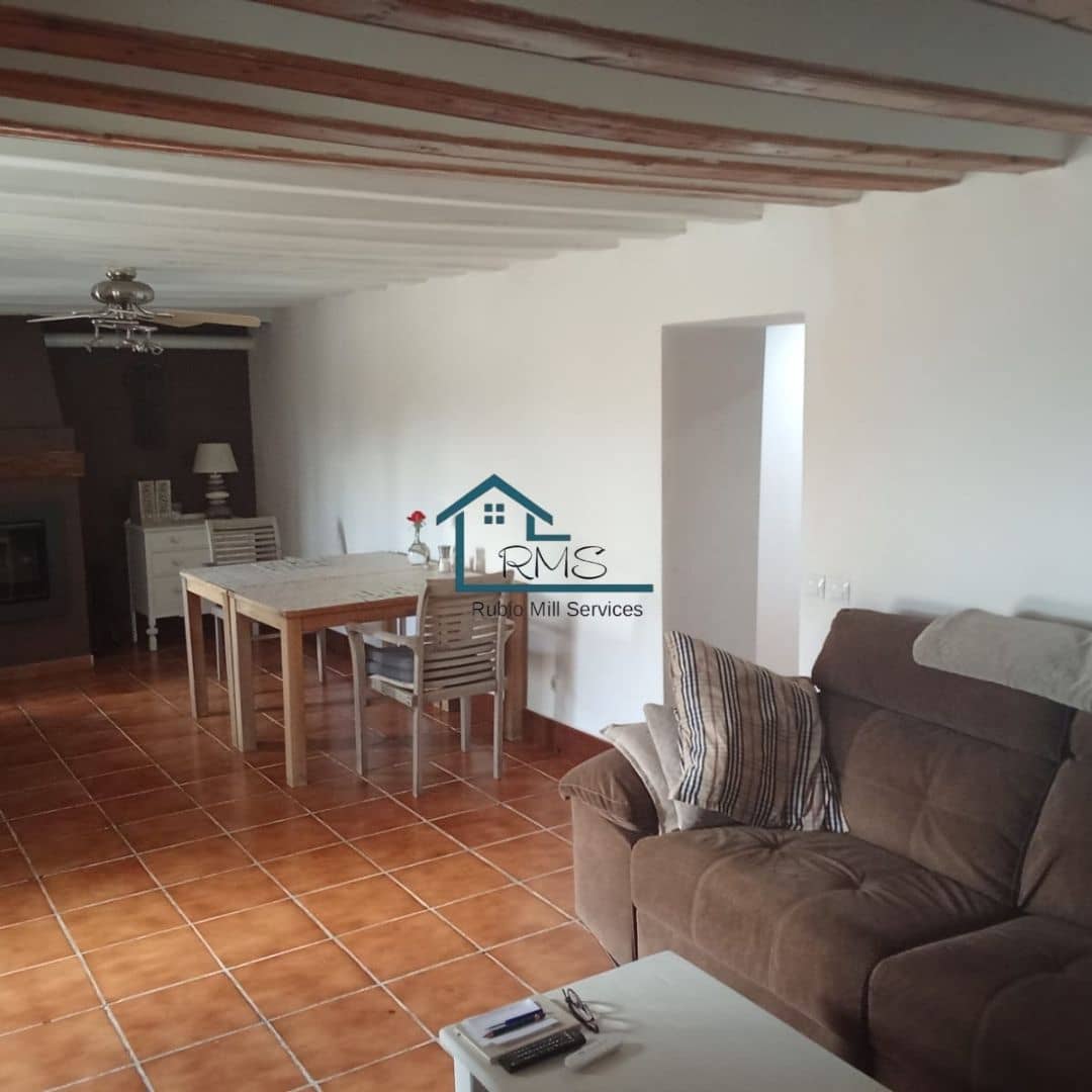 6 soveværelse Finca/Landehus til salg i Chirivel med swimmingpool garage - € 530.000 (Ref: 8971248)