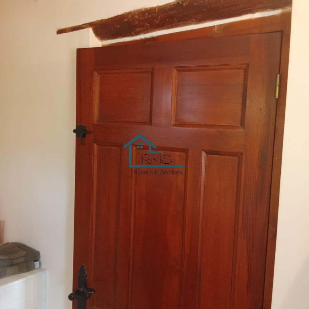 6 soveværelse Finca/Landehus til salg i Chirivel med swimmingpool garage - € 530.000 (Ref: 8971248)