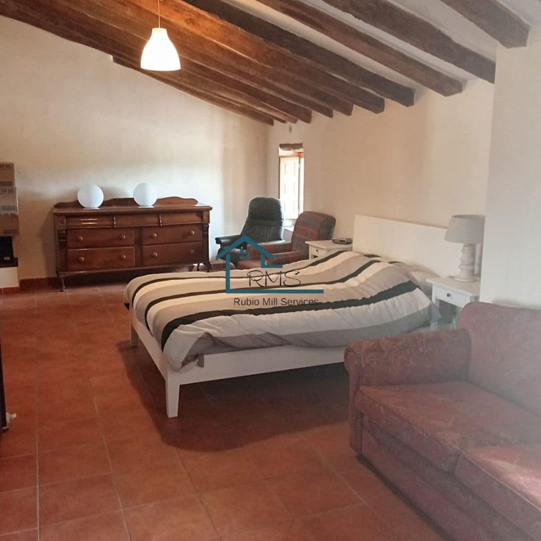 6 soveværelse Finca/Landehus til salg i Chirivel med swimmingpool garage - € 530.000 (Ref: 8971248)