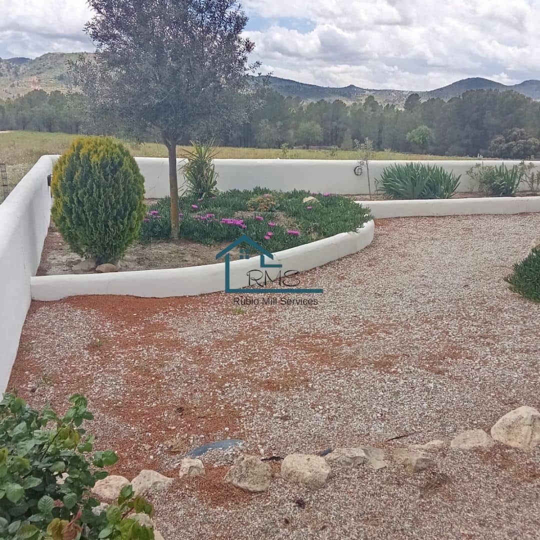 6 soveværelse Finca/Landehus til salg i Chirivel med swimmingpool garage - € 530.000 (Ref: 8971248)