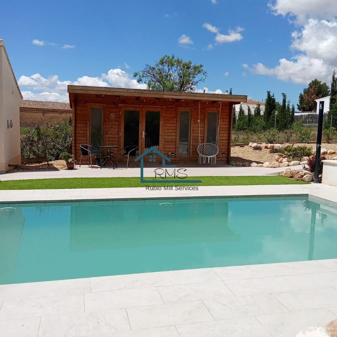 3 bedroom Villa for sale in Velez-Rubio with pool garage - € 320,000 (Ref: 8994375)