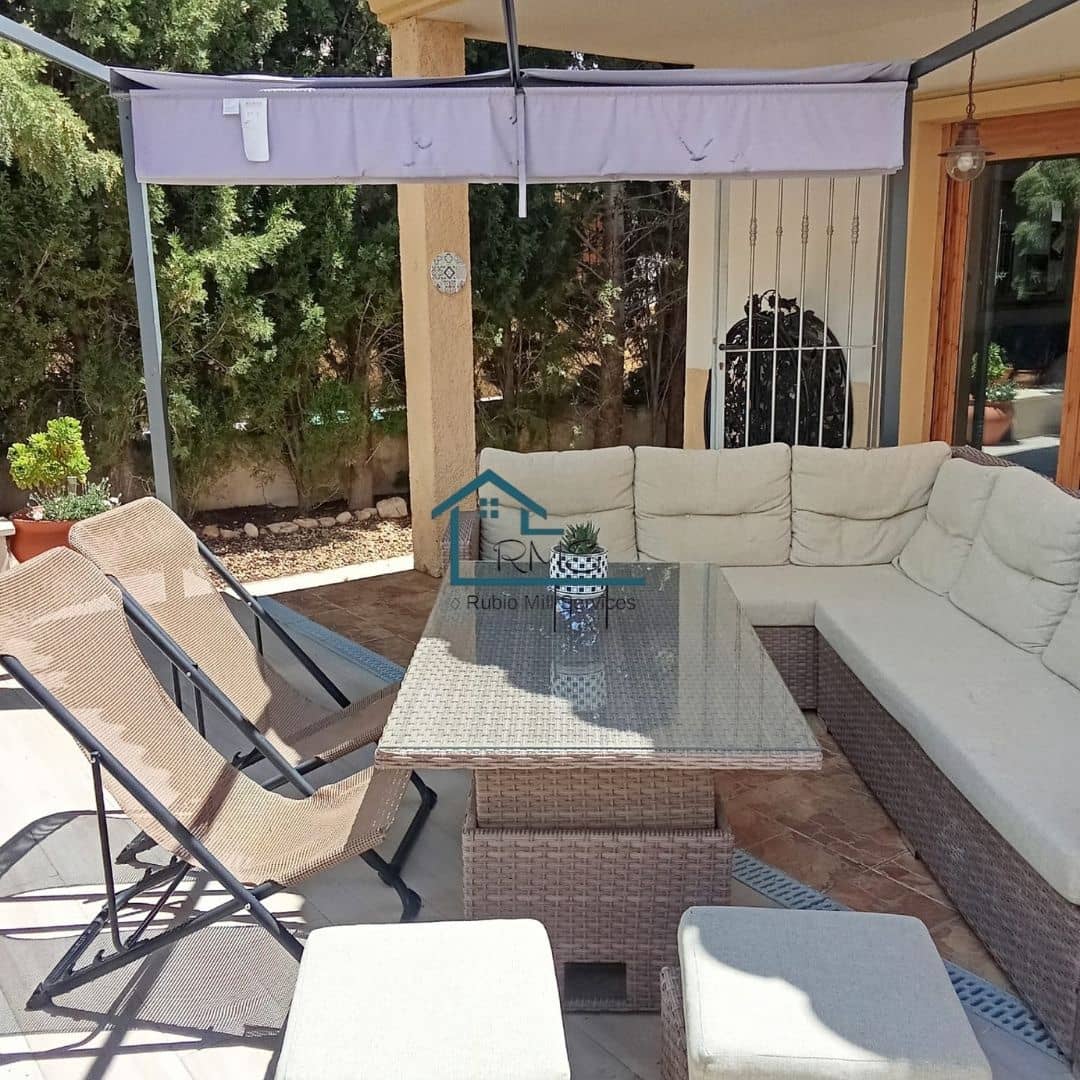 3 bedroom Villa for sale in Velez-Rubio with pool garage - € 320,000 (Ref: 8994375)