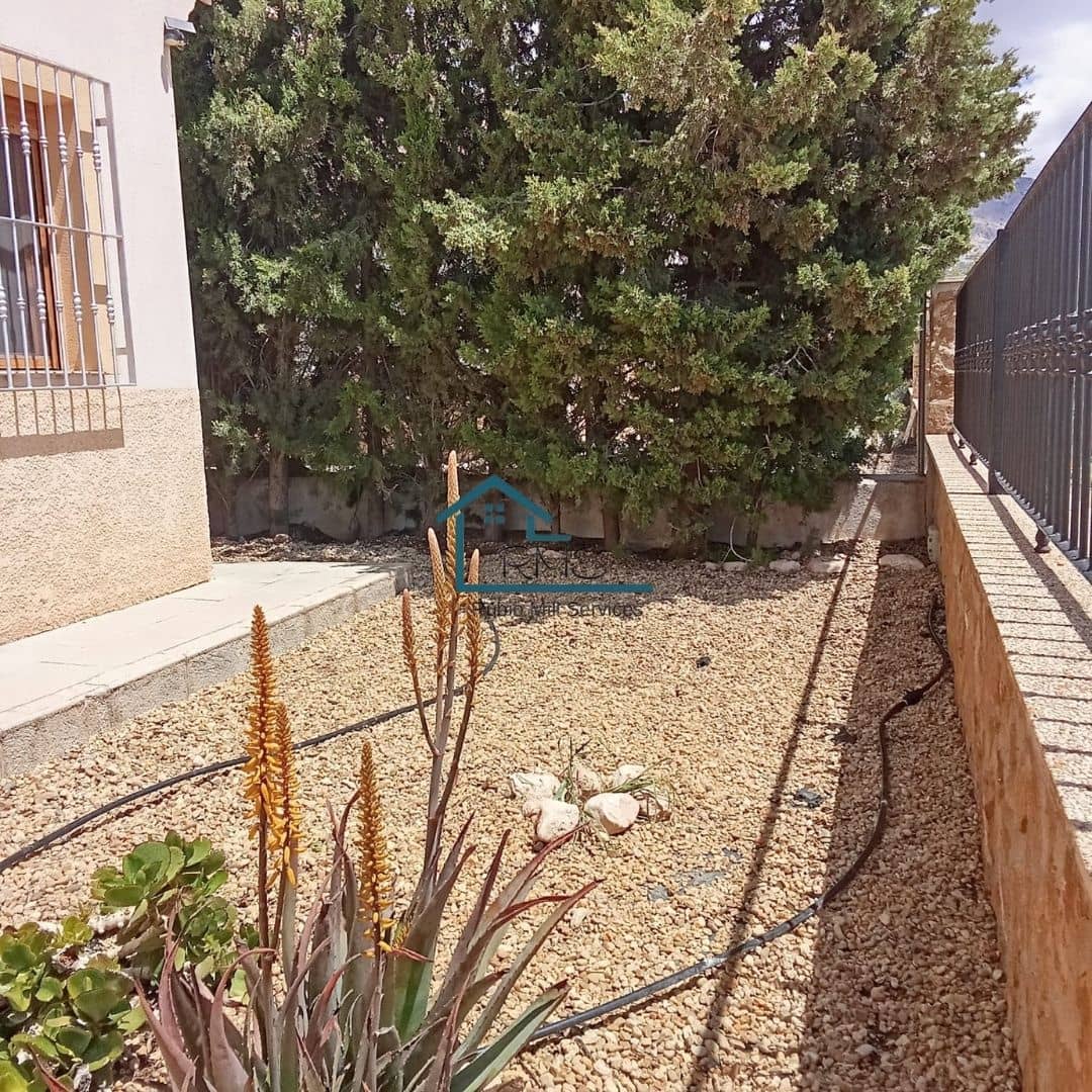 3 bedroom Villa for sale in Velez-Rubio with pool garage - € 320,000 (Ref: 8994375)