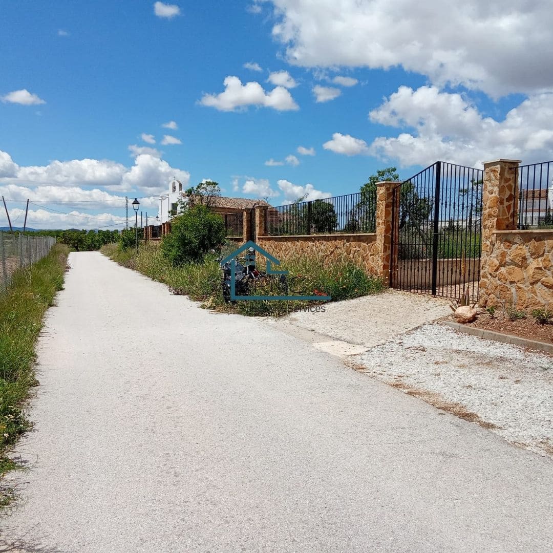 3 bedroom Villa for sale in Velez-Rubio with pool garage - € 320,000 (Ref: 8994375)