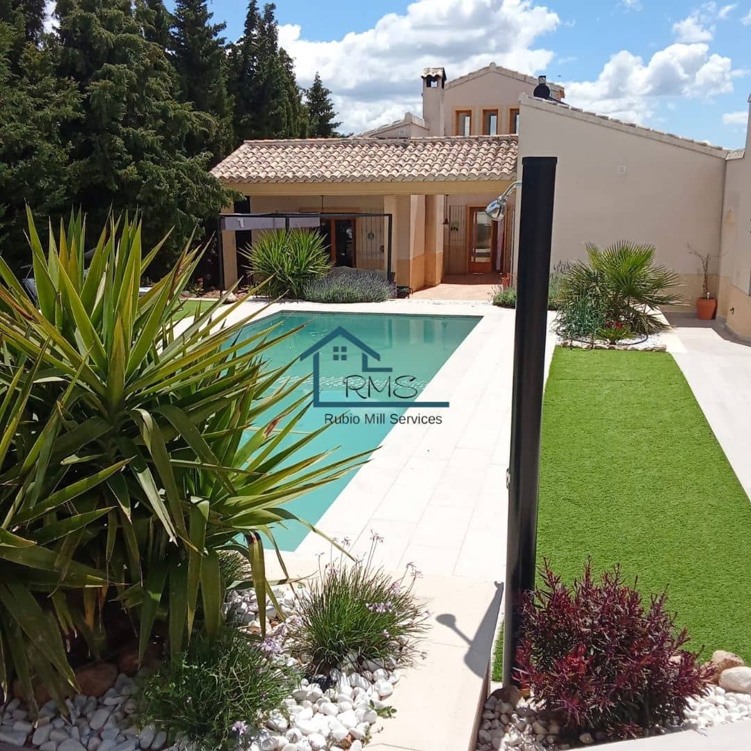 3 bedroom Villa for sale in Velez-Rubio with pool garage - € 320,000 (Ref: 8994375)