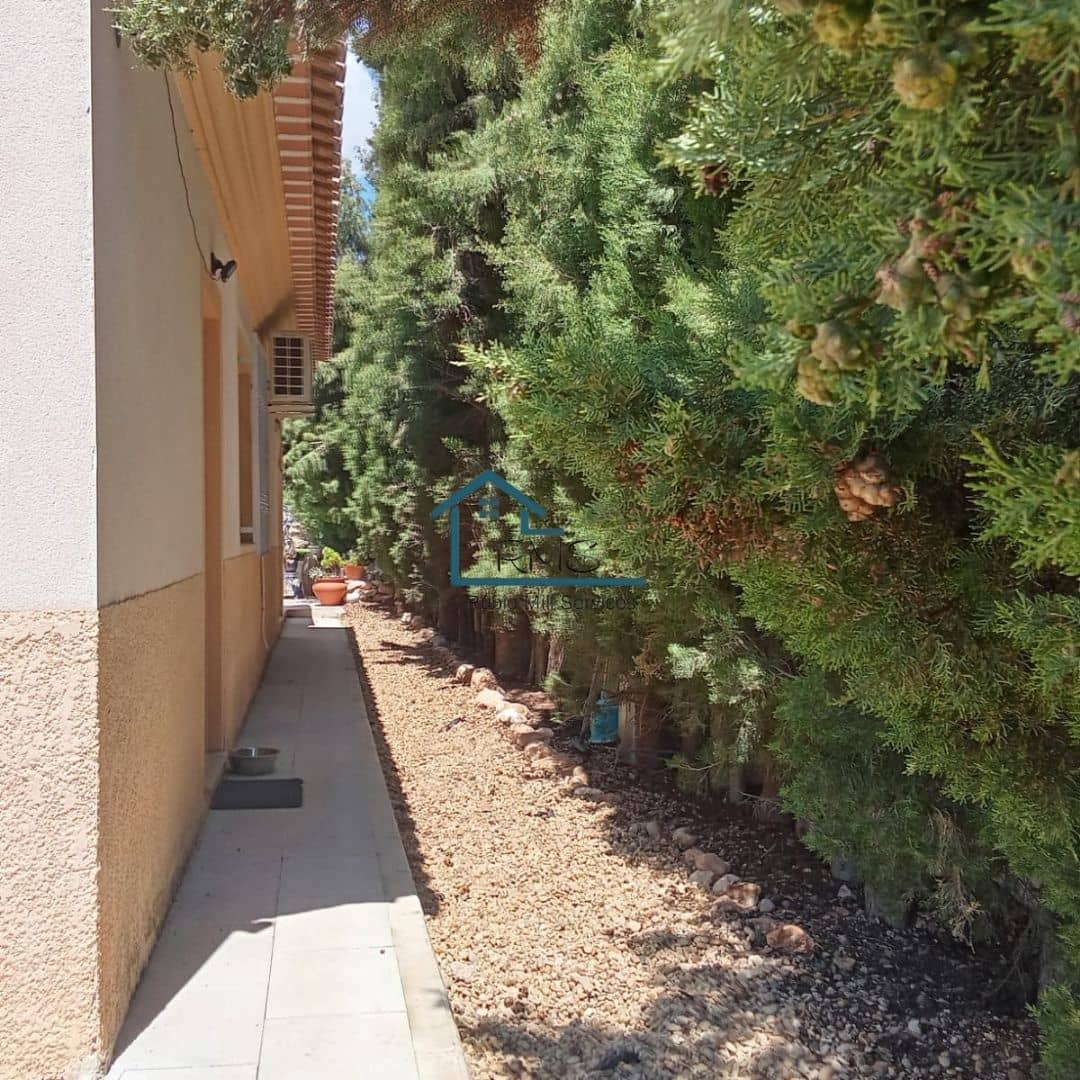 3 bedroom Villa for sale in Velez-Rubio with pool garage - € 320,000 (Ref: 8994375)