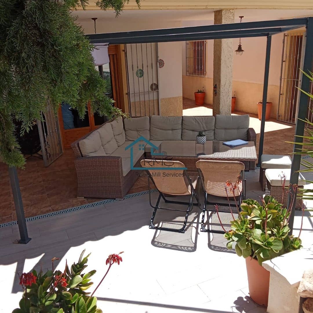 3 bedroom Villa for sale in Velez-Rubio with pool garage - € 320,000 (Ref: 8994375)