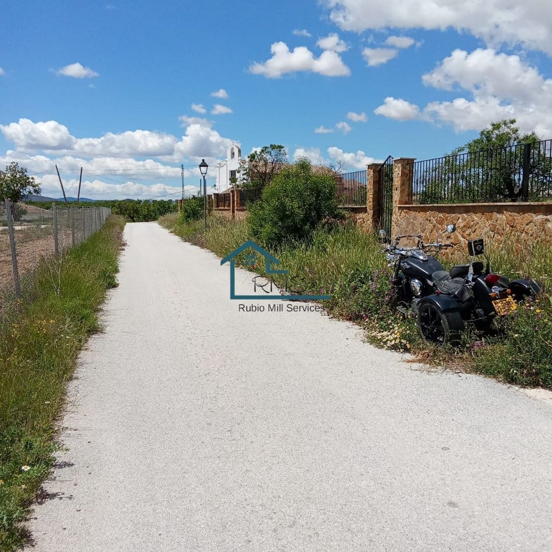 3 bedroom Villa for sale in Velez-Rubio with pool garage - € 320,000 (Ref: 8994375)