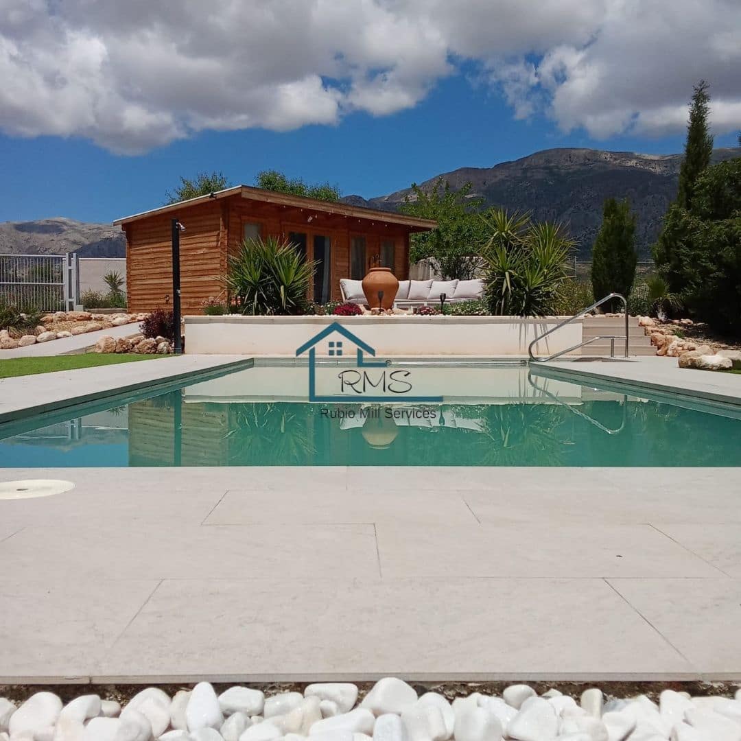 3 bedroom Villa for sale in Velez-Rubio with pool garage - € 320,000 (Ref: 8994375)
