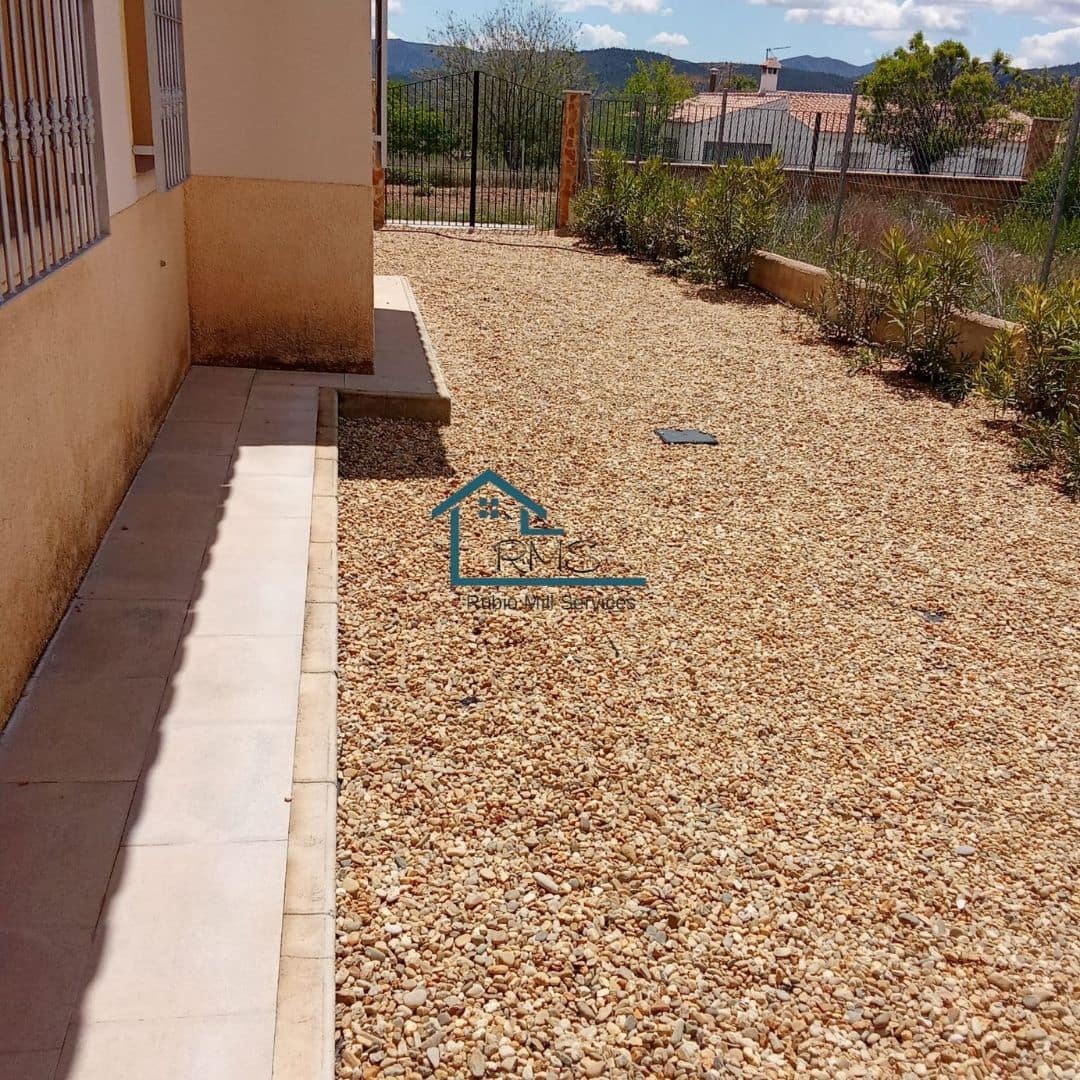 3 bedroom Villa for sale in Velez-Rubio with pool garage - € 320,000 (Ref: 8994375)