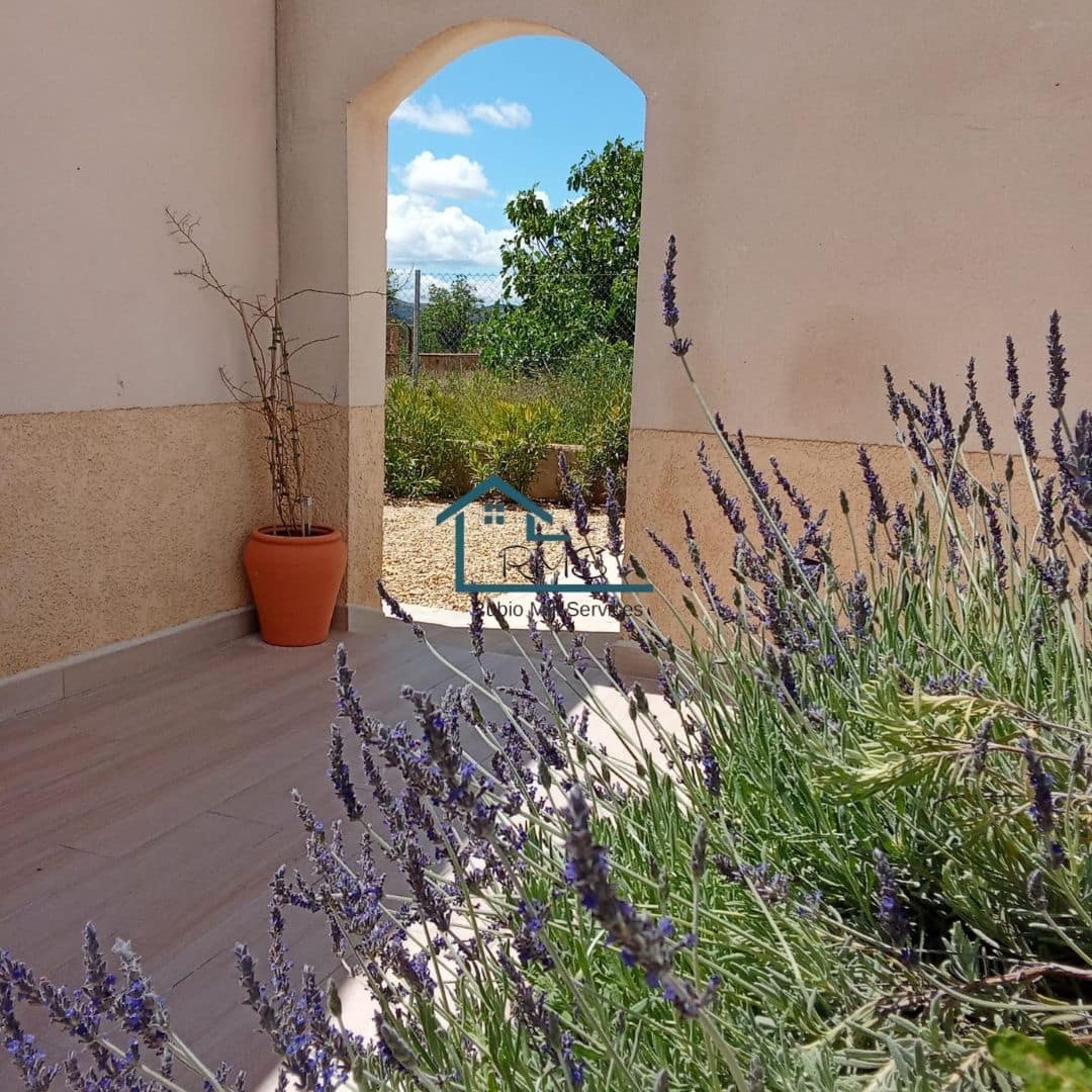 3 bedroom Villa for sale in Velez-Rubio with pool garage - € 320,000 (Ref: 8994375)