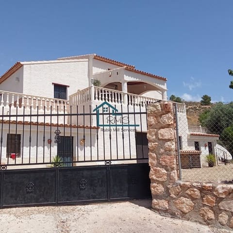 6 slaapkamer Villa te koop in Vélez-Blanco met zwembad garage - € 399.950 (Ref: 9135892)