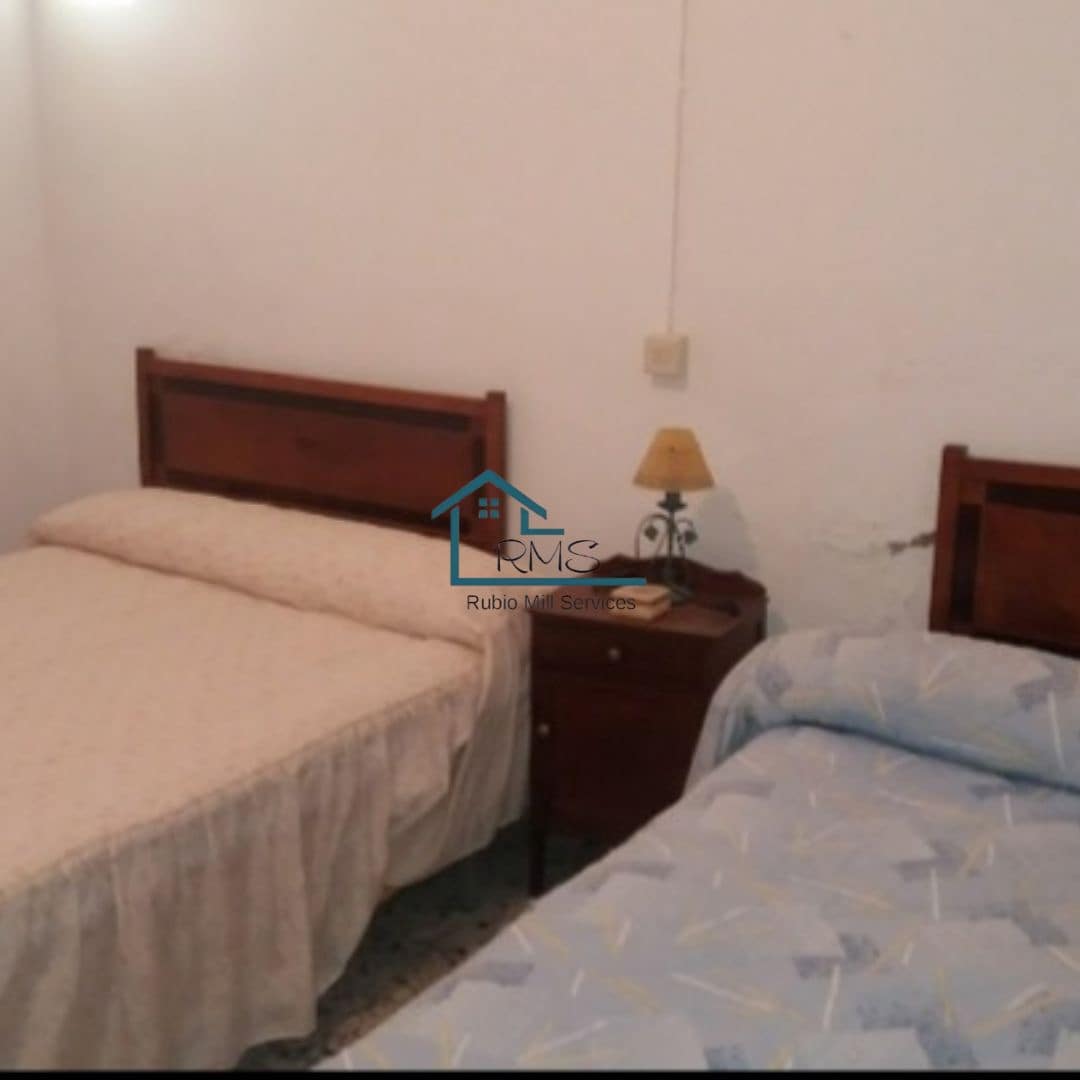 3 soveværelse Rækkehus til salg i Velez-Rubio med garage - € 90.000 (Ref: 9135911)