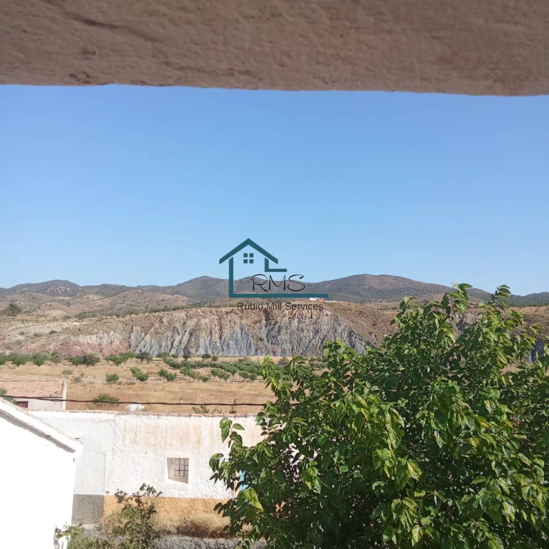 3 soveværelse Rækkehus til salg i Velez-Rubio med garage - € 90.000 (Ref: 9135911)